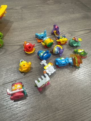 SuperThings Kazoom Power Mr. King Truck + 15 muñec