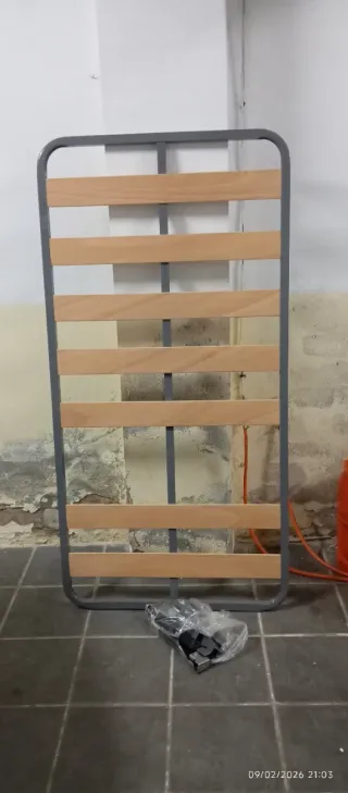 Somier de lamas metálico y madera