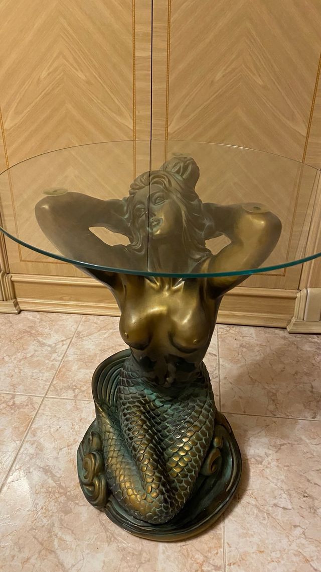 Mesita Sirena Cristal y Metal