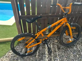 Bicicleta BMX Naranja