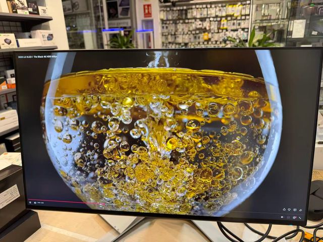 Monitor Gaming Alienware 27 AW2721D