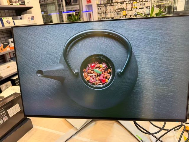 Monitor Gaming Alienware 27 AW2721D