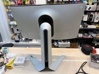 Monitor da gioco Alienware 27 AW2721D