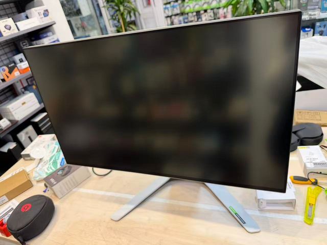 Monitor Gaming Alienware 27 AW2721D