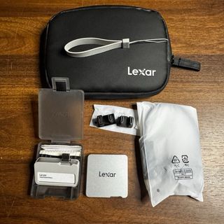 Disco duro Lexar 2TB SSD Profesional Go + Hub