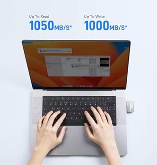 Disco duro Lexar 2TB SSD Profesional Go + Hub