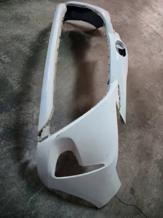 Parachoques Delantero Toyota Yaris 2017