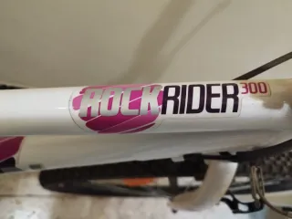 Bicicleta infantil blanca