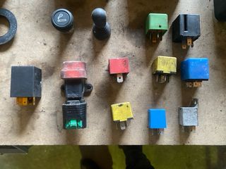 Peças Opel Astra F, grelhas, botões, palas de sol