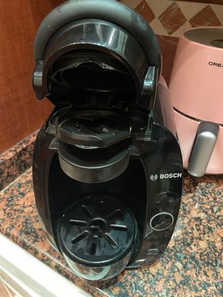 Cafetera Tassimo Bosch Negra
