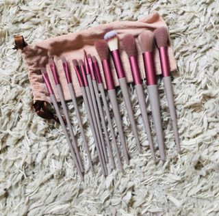 Set de brochas de maquillaje nuevas