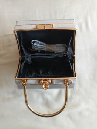 Bolso fiesta rígido asa dorada