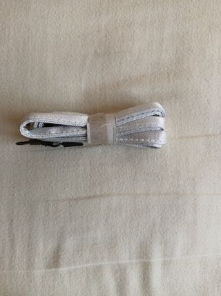 Bolso fiesta rígido asa dorada