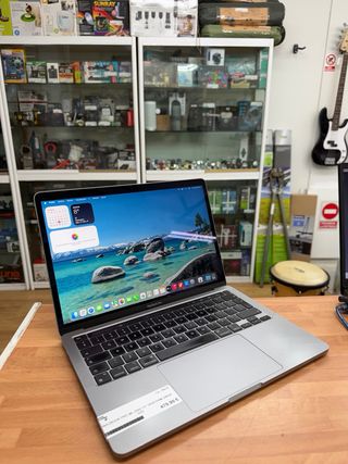 MacBook Pro M1 16GB RAM 256GB SSD