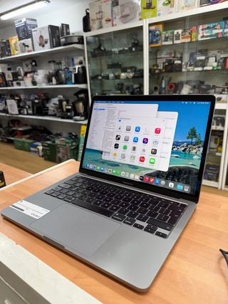 MacBook Pro M1 16GB RAM 256GB SSD