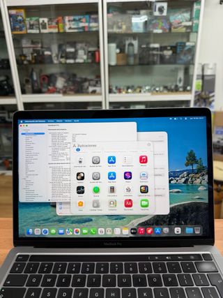 MacBook Pro M1 16GB RAM 256GB SSD