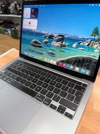 MacBook Pro M1 16GB RAM 256GB SSD