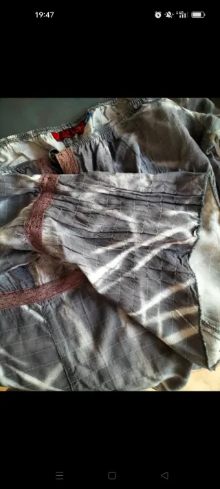 Jersey con escote y cuello de barca