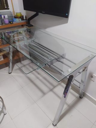 Mesa escritorio cristal y metal