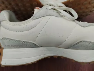 Zapatillas New Balance Niña/Mujer Blancas y Rosas