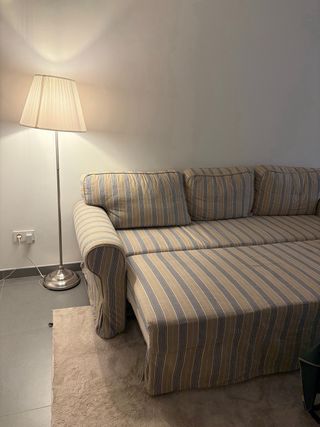Sofá Cama IKEA VRETSTORP