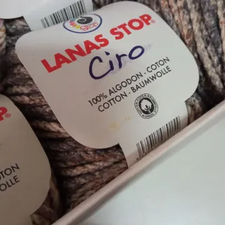 Caja 12 Ovillos de algodón bulky LANAS STOP Ciro