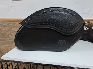 Alforjas de cuero con cerradura