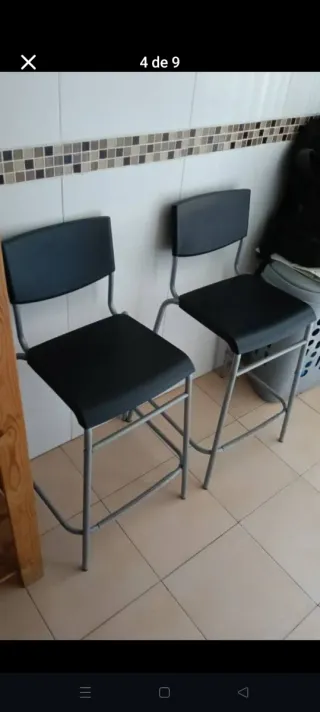 Taburetes negros y grises,precio por los dos
