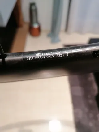 Llanta Bontrager Aeolus Comp 5