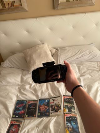 Consola PSP Negra + 12 Juegos