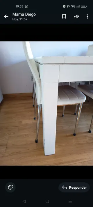 Mesa extensible 140x90 + 4 sillas