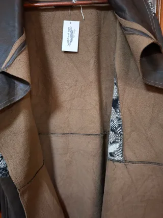 Abrigo vintage marrón y multicolor