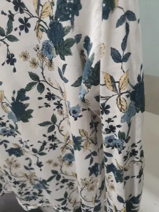 Camiseta SFERA BASIC floral manga larga