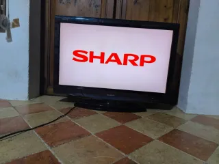 Televisor Sharp Aquos Negro