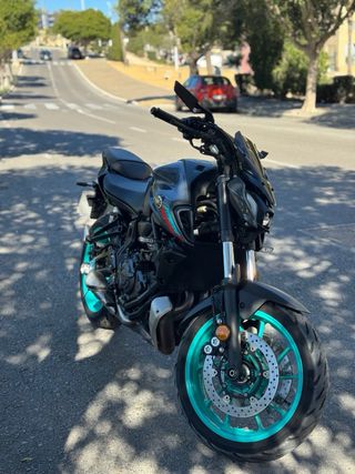 YAMAHA MT-07 2023