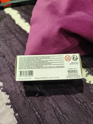 Coche miniatura Peugeot 208 1/64