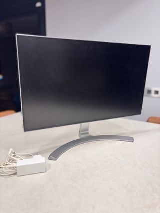 Monitor LG 24MP88HV-S 24 IPS Full HD