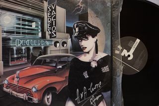 Seres Vacios ana curra – Recuerda FIRMADO 1984