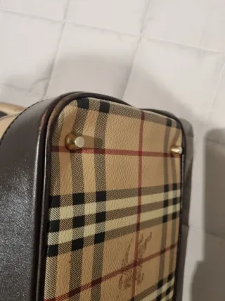 Bolso Burberry Clásico Cuero Marrón