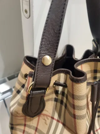 Bolso Burberry Clásico Cuero Marrón