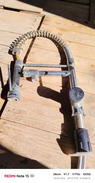 Grifo de Cocina Metálico con Manguera