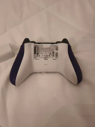 Mando Xbox Astral Purple