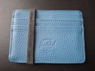 Cartera Herschel Azul y Gris