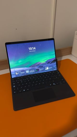 Surface Pro 8 i7 16GB 1TB + Accesorios
