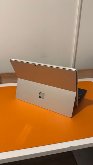Surface Pro 8 i7 16GB 1TB + Accesorios