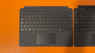 Surface Pro 8 i7 16GB 1TB + Accesorios