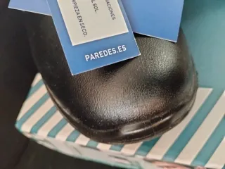 Zapatos de trabajo a estrenar