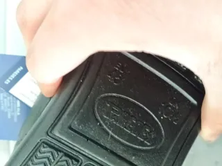 Zapatos de trabajo a estrenar