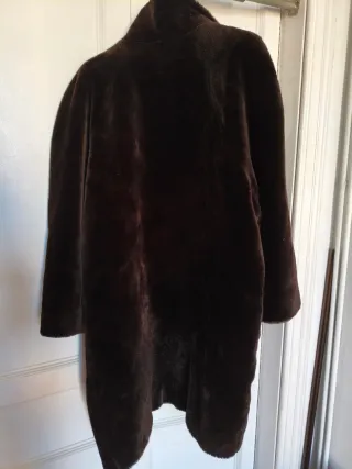 Abrigo imitación mouton marrón