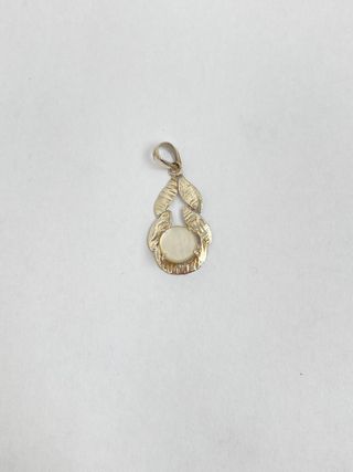 Pendente Vintage Prateado com Pedra Branca